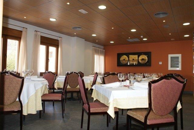 סגוביה Hotel Mataelpino מסעדה תמונה
